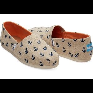 Toms embroidered anchor print slip on 5.5